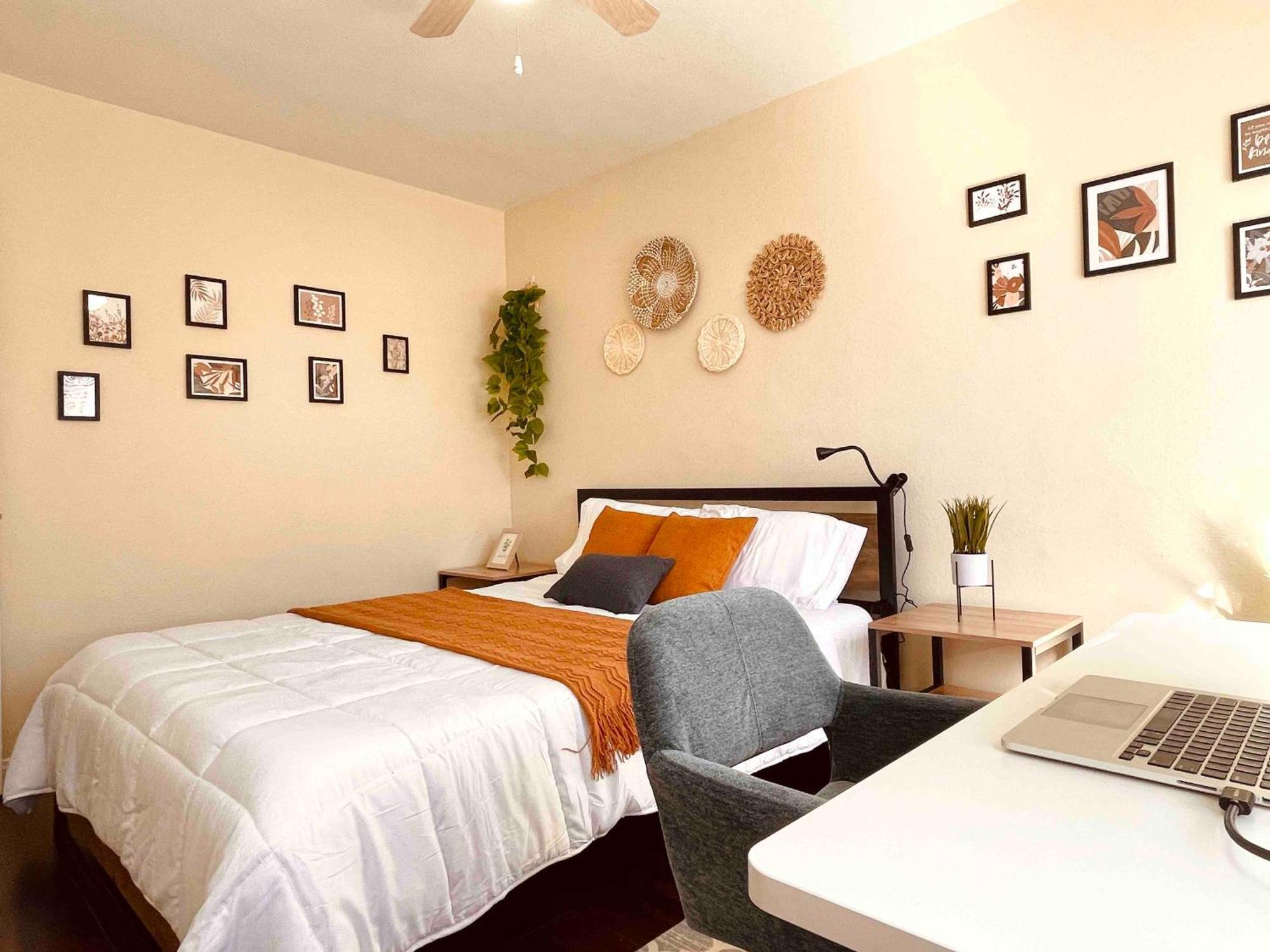 Burbank Hidden Gem Apartment Exterior photo